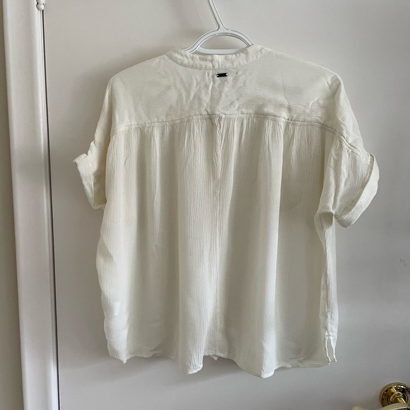 O’Neill Shelly Top in White - Picture 3 of 5